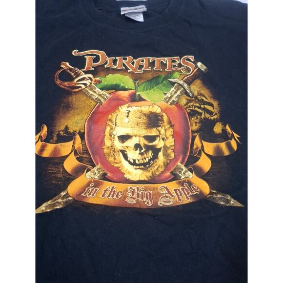 Vintage Disney Pirates In The Big Apple Special Disney NY Event Shirt 2XL - Picture 1 of 4